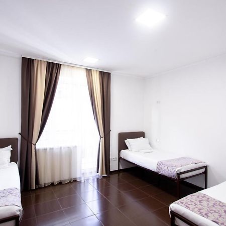 Hotel One Umanʼ エクステリア 写真